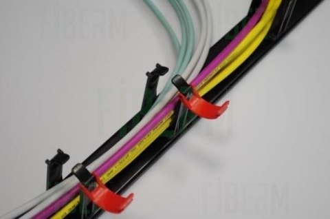 FIBRAIN Organizator / organizer kabli poziomy 19` 1U - z zamykanymi plastikowymi uszami, czarny