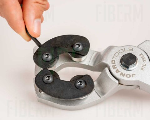 Narzędzie do Cięcia Rur HDPE i Tub Buforowych 360° 26 - 40 mm Jonard RTC-2640